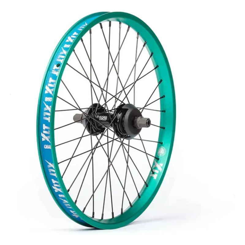 Roda traseira XLT Revolution RHD - Mercado de Luxo - O Maior E-Commerce de Bens, Produtos e Serviços de Luxo do Brasil.