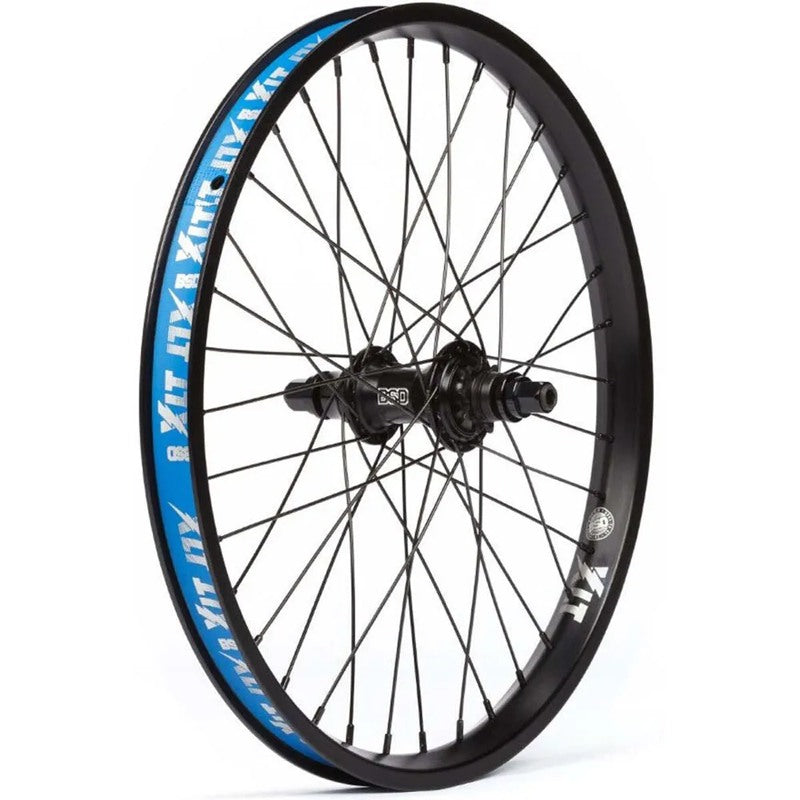 Roda traseira XLT Street Pro LHD - Mercado de Luxo - O Maior E-Commerce de Bens, Produtos e Serviços de Luxo do Brasil.