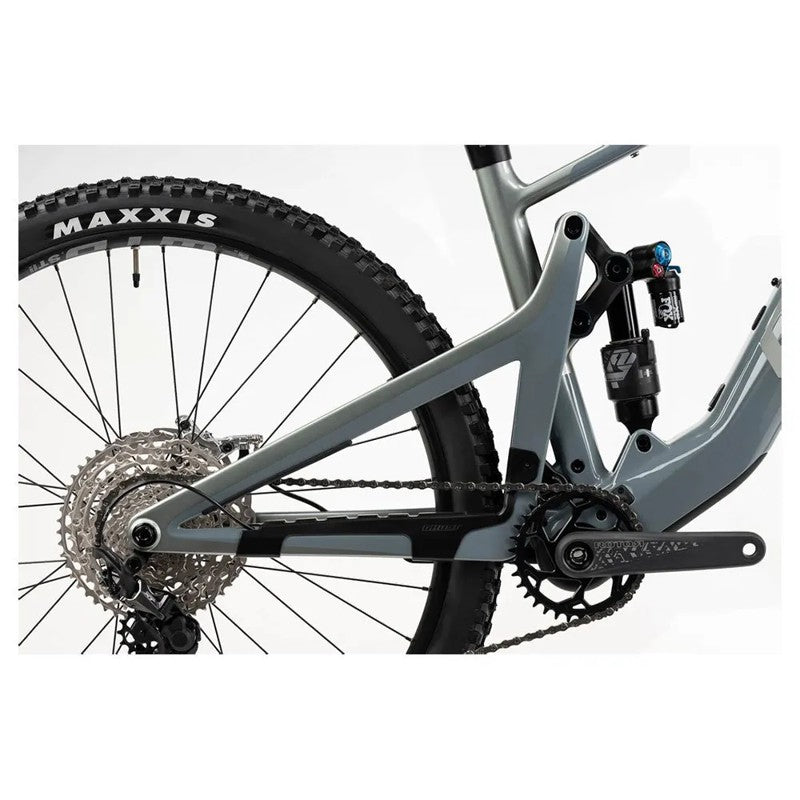 Bicicleta elétrica de MTB Path Riot Full Party CF 29´´ XTR 2023 - Mercado de Luxo - O Maior E-Commerce de Bens, Produtos e Serviços de Luxo do Brasil.