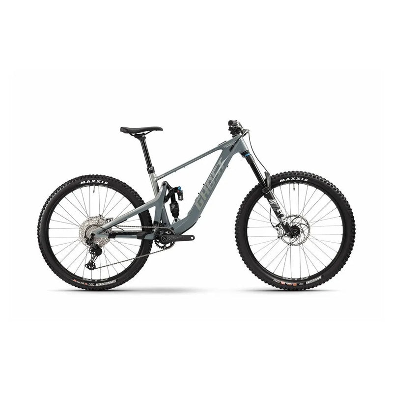 Bicicleta elétrica de MTB Path Riot CF/CF Advanced 29´´ Deore 2023 - Mercado de Luxo - O Maior E-Commerce de Bens, Produtos e Serviços de Luxo do Brasil.