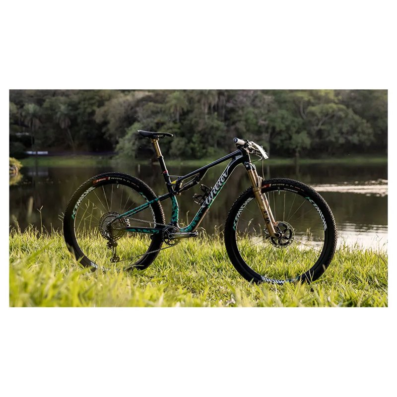 Bicicleta de MTB Urta Max SLR 29´´ Deore XT BL-M8100 SGS 2025 - Mercado de Luxo - O Maior E-Commerce de Bens, Produtos e Serviços de Luxo do Brasil.