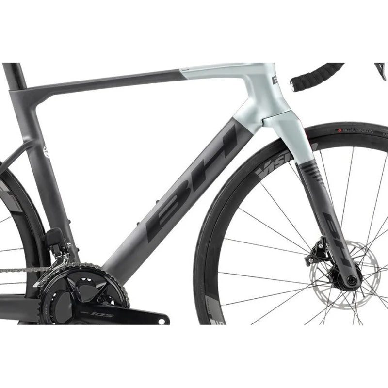 Bicicleta de estrada RS1 4.5 105 DI2 7150 2025 - Mercado de Luxo - O Maior E-Commerce de Bens, Produtos e Serviços de Luxo do Brasil.