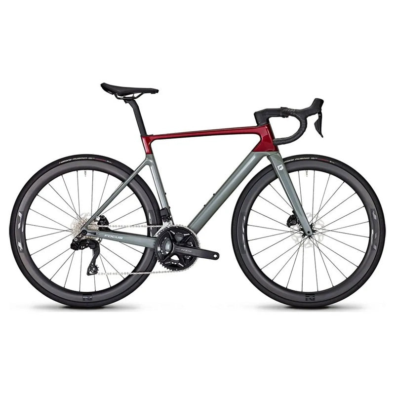 Bicicleta de estrada Izalco Max 8.9 R7150 Di2 2024 - Mercado de Luxo - O Maior E-Commerce de Bens, Produtos e Serviços de Luxo do Brasil.