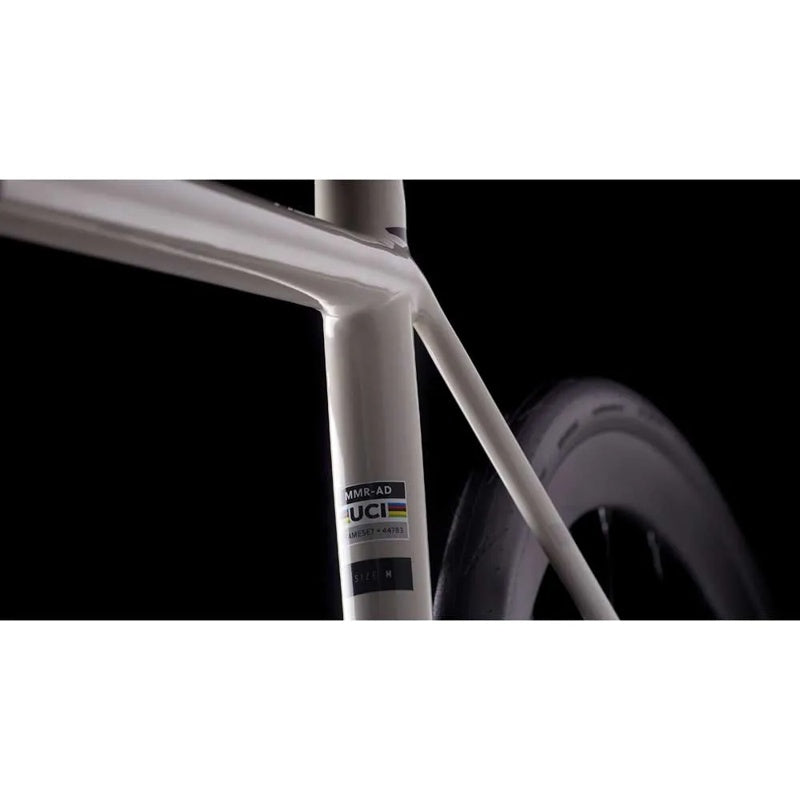 Bicicleta de estrada Adrenaline 00 Ultegra Di2 2024 - Mercado de Luxo - O Maior E-Commerce de Bens, Produtos e Serviços de Luxo do Brasil.