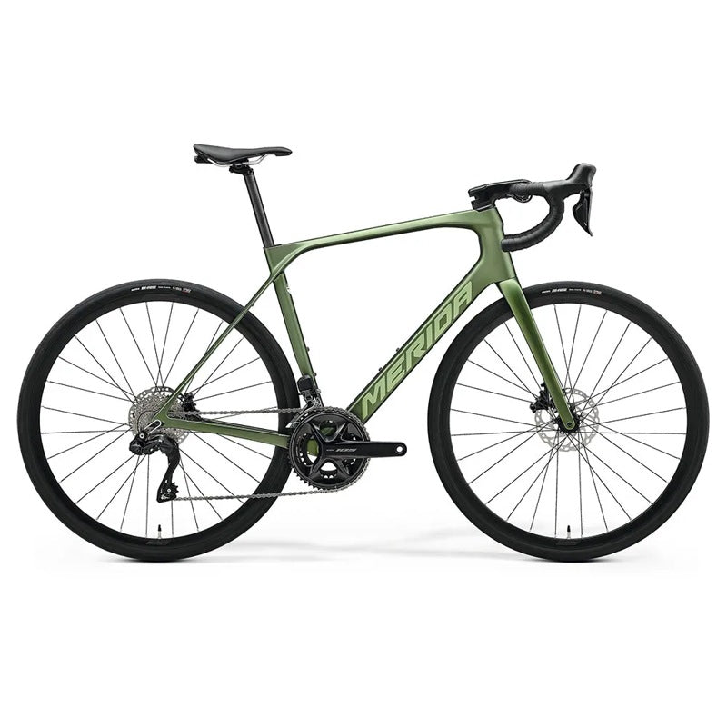 Bicicleta de estrada Scultura Endurance 6000 105 Di2 2025 - Mercado de Luxo - O Maior E-Commerce de Bens, Produtos e Serviços de Luxo do Brasil.