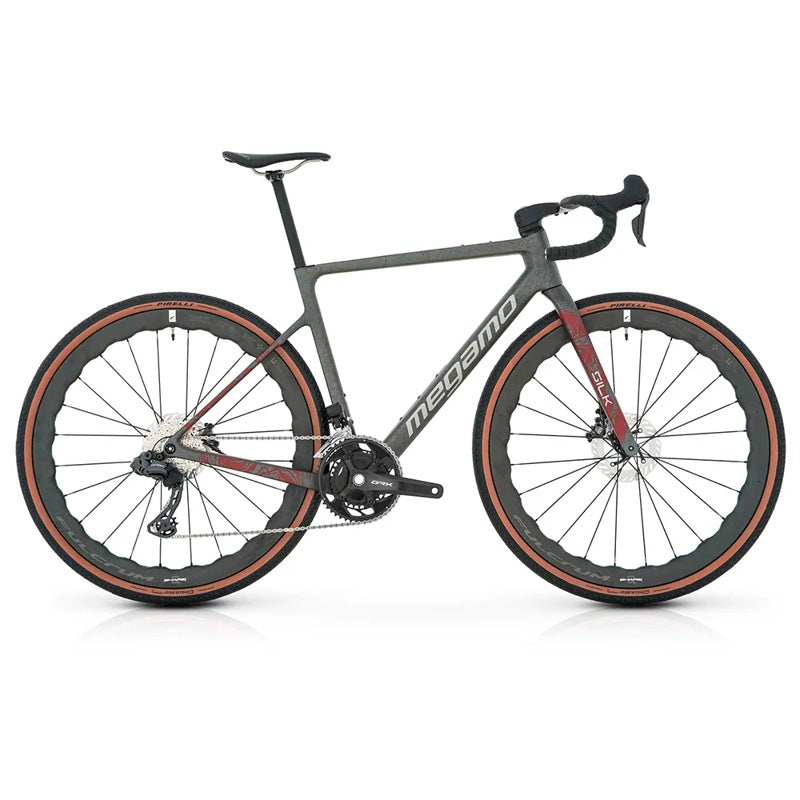 Bicicleta de gravel Silk GRX Di2 2025 - Mercado de Luxo - O Maior E-Commerce de Bens, Produtos e Serviços de Luxo do Brasil.