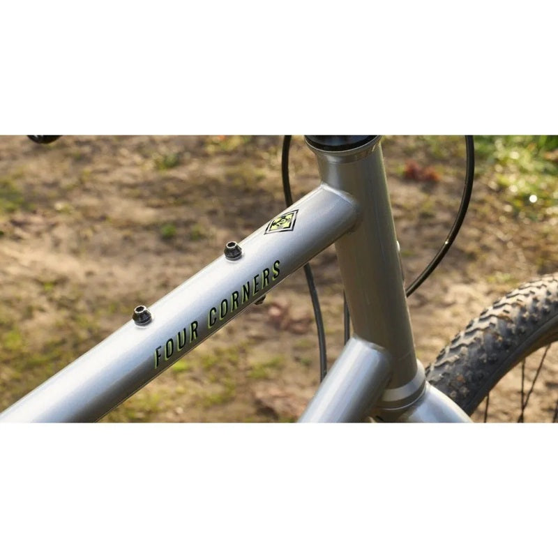 Bicicleta de gravel Four Corners 2 X 700 - Mercado de Luxo - O Maior E-Commerce de Bens, Produtos e Serviços de Luxo do Brasil.