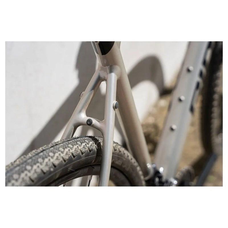 Bicicleta de gravel Grifn A GRX400 2x10 2024 - Mercado de Luxo - O Maior E-Commerce de Bens, Produtos e Serviços de Luxo do Brasil.