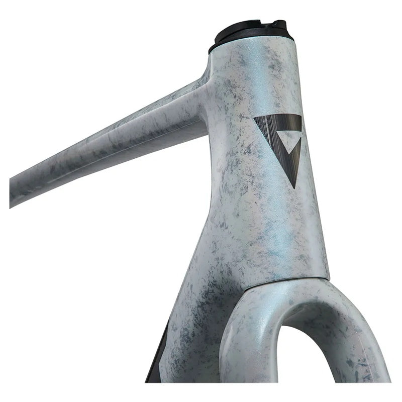 Quadro de estrada TCR Advanced SL-FF 2024 - Mercado de Luxo - O Maior E-Commerce de Bens, Produtos e Serviços de Luxo do Brasil.