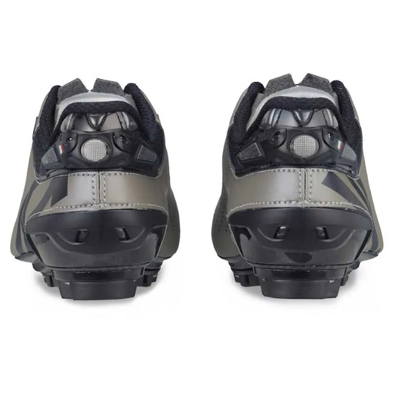 Sapatilhas MTB Tiger 2S SRS - Mercado de Luxo - O Maior E-Commerce de Bens, Produtos e Serviços de Luxo do Brasil.