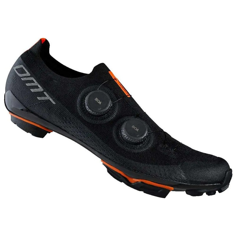 Sapatilhas MTB KM0 - Mercado de Luxo - O Maior E-Commerce de Bens, Produtos e Serviços de Luxo do Brasil.