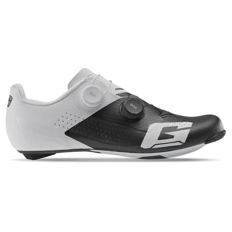 Sapatos de estrada G.Jet - Mercado de Luxo - O Maior E-Commerce de Bens, Produtos e Serviços de Luxo do Brasil.