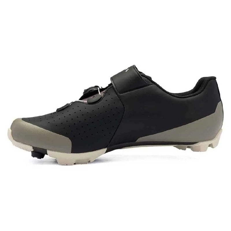 Sapatilhas MTB Physis - Mercado de Luxo - O Maior E-Commerce de Bens, Produtos e Serviços de Luxo do Brasil.