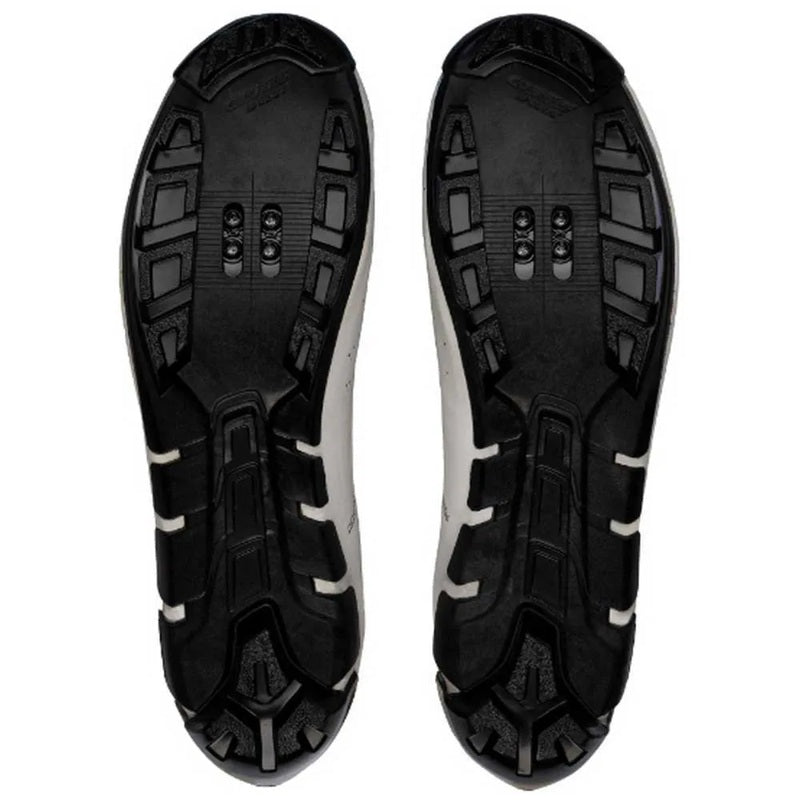 Sapatilhas MTB Unique Adventure - Mercado de Luxo - O Maior E-Commerce de Bens, Produtos e Serviços de Luxo do Brasil.