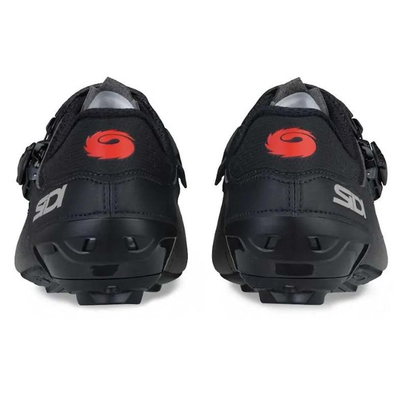 Sapatos de estrada Genius 10 - Mercado de Luxo - O Maior E-Commerce de Bens, Produtos e Serviços de Luxo do Brasil.