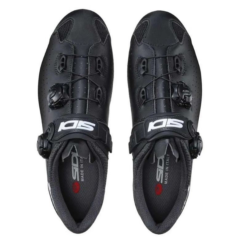 Sapatos de estrada Genius 10 Mega - Mercado de Luxo - O Maior E-Commerce de Bens, Produtos e Serviços de Luxo do Brasil.