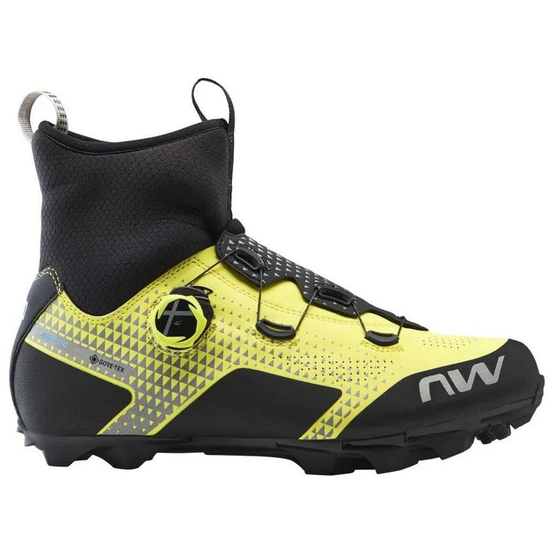 Sapatilhas MTB Celsius XC Arctic Goretex - Mercado de Luxo - O Maior E-Commerce de Bens, Produtos e Serviços de Luxo do Brasil.