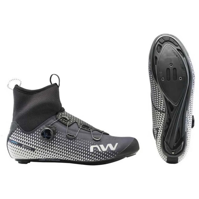 Sapatilhas MTB Celsius R Arctic Goretex - Mercado de Luxo - O Maior E-Commerce de Bens, Produtos e Serviços de Luxo do Brasil.