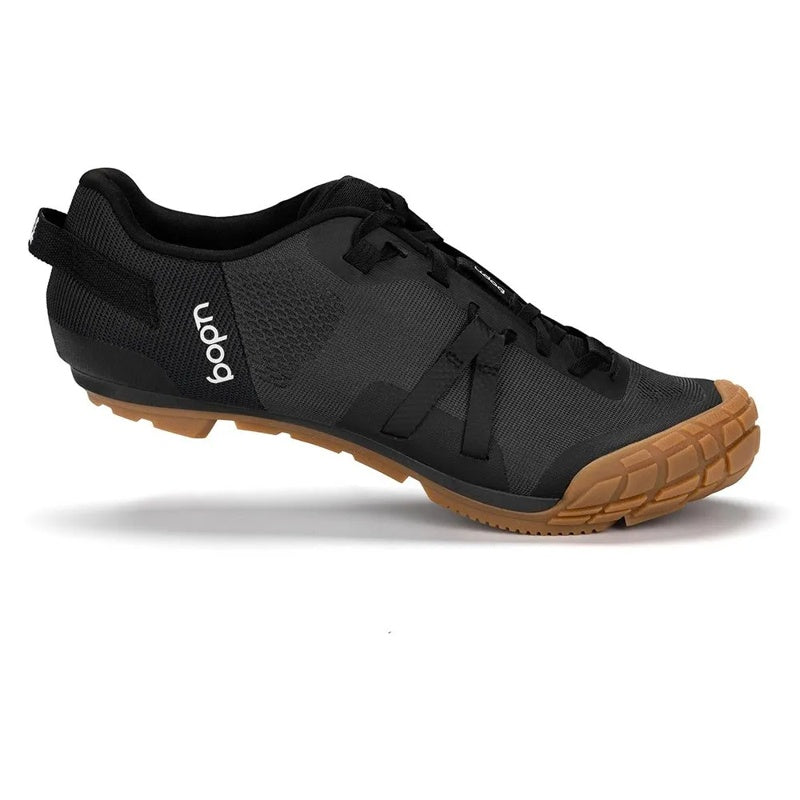 Sapatos de gravel Distanza - Mercado de Luxo - O Maior E-Commerce de Bens, Produtos e Serviços de Luxo do Brasil.