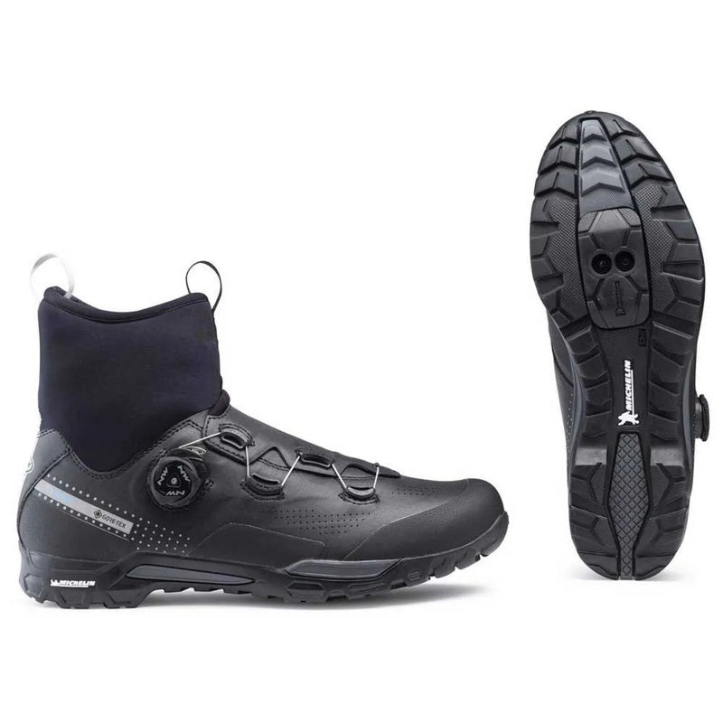 Sapatilhas MTB X-Celsius Artic Goretex - Mercado de Luxo - O Maior E-Commerce de Bens, Produtos e Serviços de Luxo do Brasil.