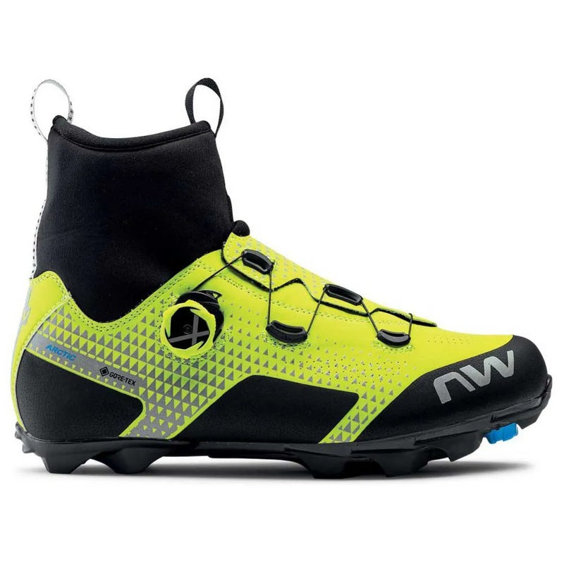 Sapatilhas MTB Celsius XC Artic Goretex - Mercado de Luxo - O Maior E-Commerce de Bens, Produtos e Serviços de Luxo do Brasil.