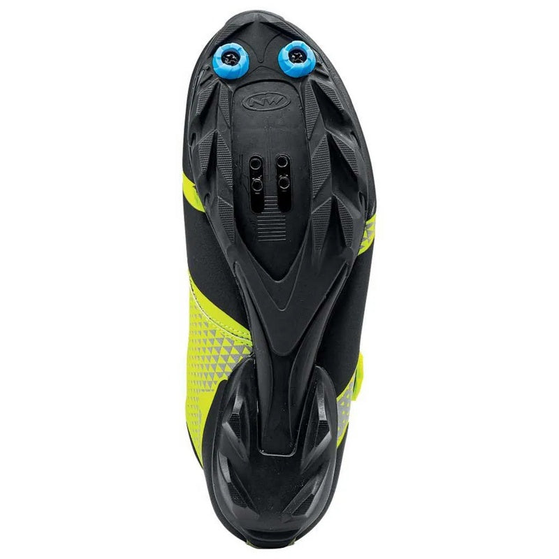Sapatilhas MTB Celsius XC Artic Goretex - Mercado de Luxo - O Maior E-Commerce de Bens, Produtos e Serviços de Luxo do Brasil.
