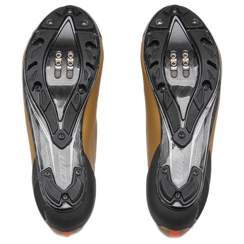 Sapatilhas MTB KM30 - Mercado de Luxo - O Maior E-Commerce de Bens, Produtos e Serviços de Luxo do Brasil.