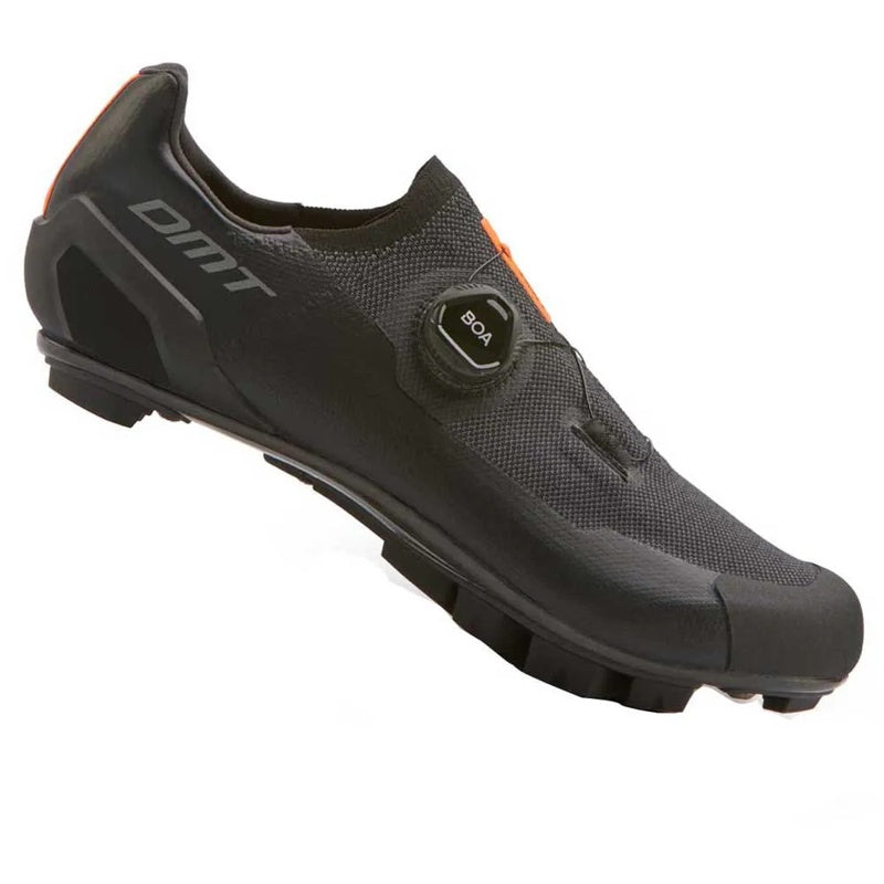 Sapatilhas MTB KM30 - Mercado de Luxo - O Maior E-Commerce de Bens, Produtos e Serviços de Luxo do Brasil.
