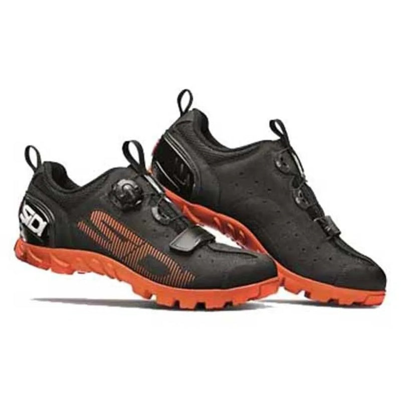 Sapatilhas MTB SD15 - Mercado de Luxo - O Maior E-Commerce de Bens, Produtos e Serviços de Luxo do Brasil.