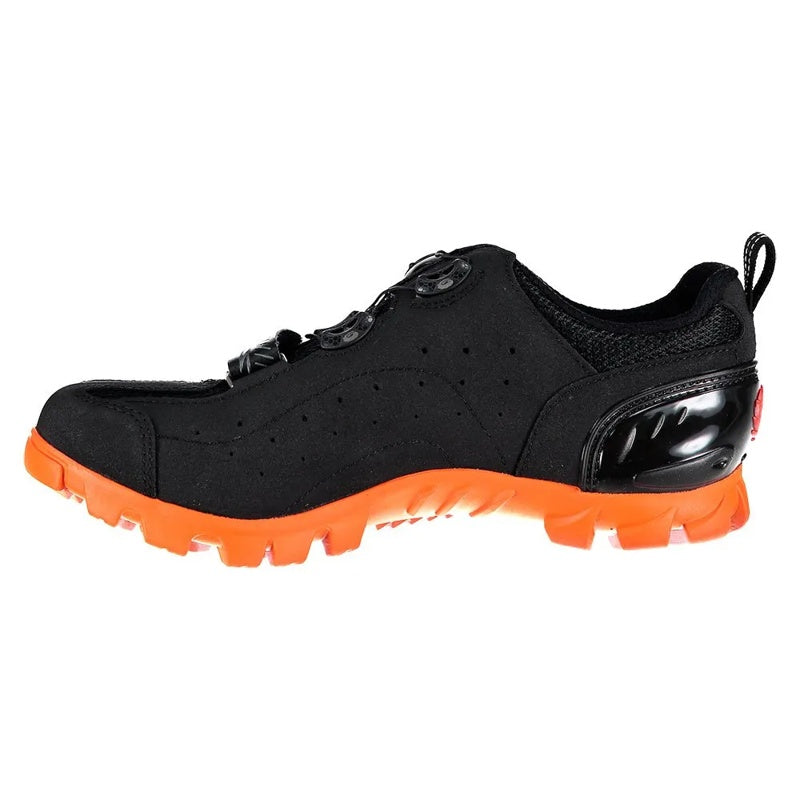 Sapatilhas MTB SD15 - Mercado de Luxo - O Maior E-Commerce de Bens, Produtos e Serviços de Luxo do Brasil.