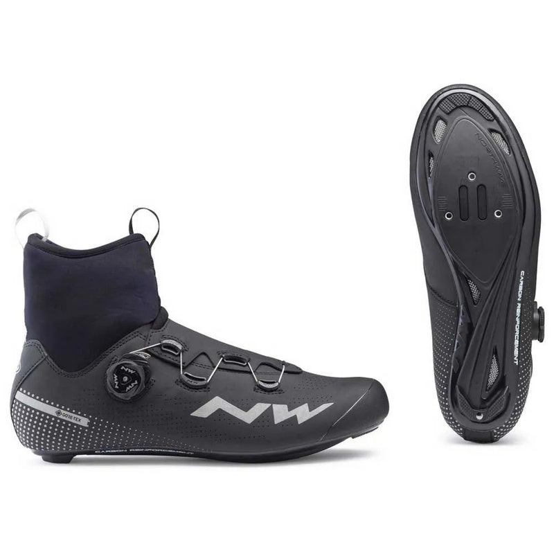 Sapatos de estrada Celsius Goretex - Mercado de Luxo - O Maior E-Commerce de Bens, Produtos e Serviços de Luxo do Brasil.