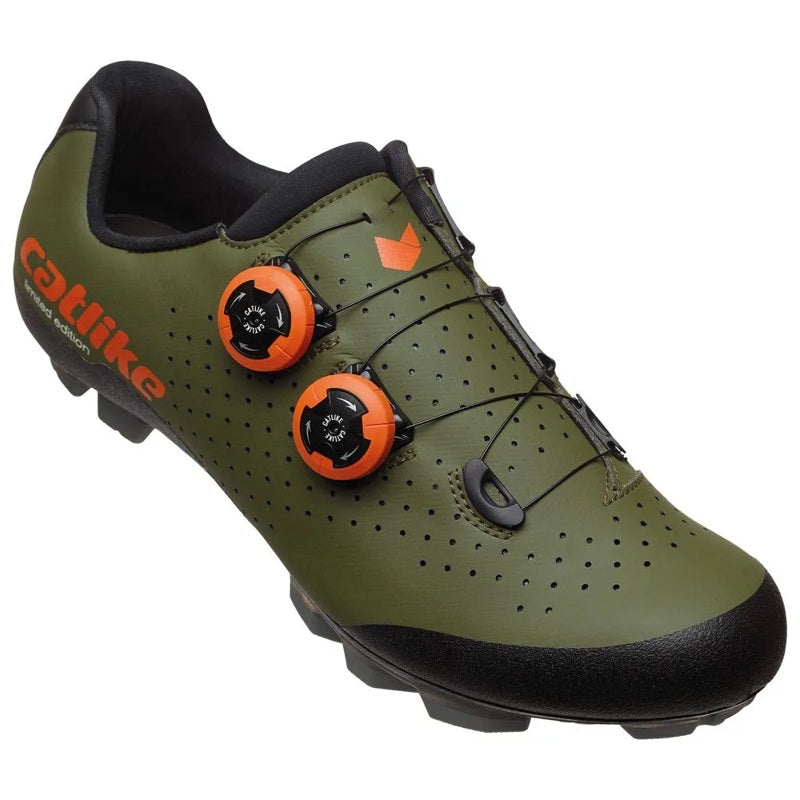 Sapatilhas MTB Edição especial Mixino XC - Mercado de Luxo - O Maior E-Commerce de Bens, Produtos e Serviços de Luxo do Brasil.