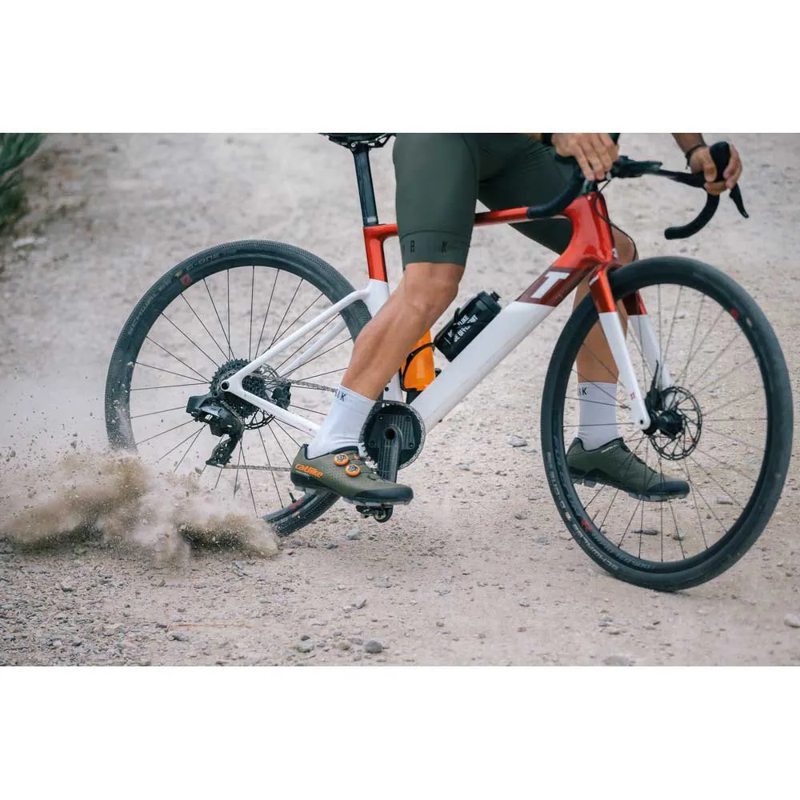 Sapatilhas MTB Edição especial Mixino XC - Mercado de Luxo - O Maior E-Commerce de Bens, Produtos e Serviços de Luxo do Brasil.
