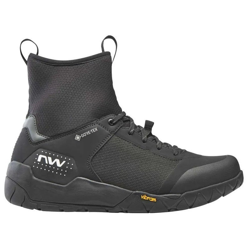 Sapatilhas MTB Multicross Mid Goretex - Mercado de Luxo - O Maior E-Commerce de Bens, Produtos e Serviços de Luxo do Brasil.
