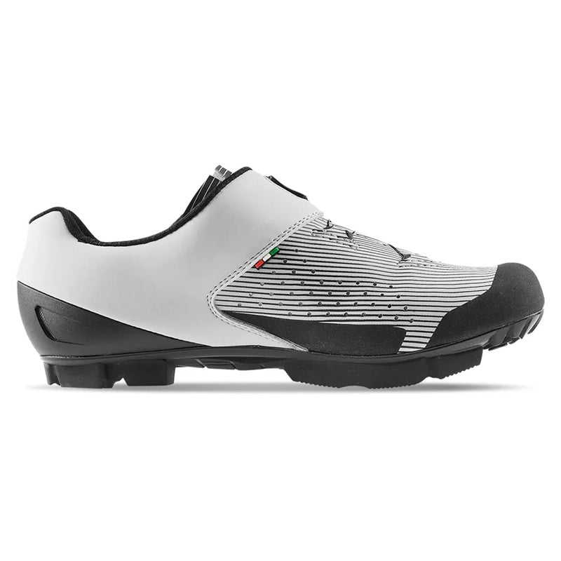 Sapatilhas MTB G.Dare - Mercado de Luxo - O Maior E-Commerce de Bens, Produtos e Serviços de Luxo do Brasil.
