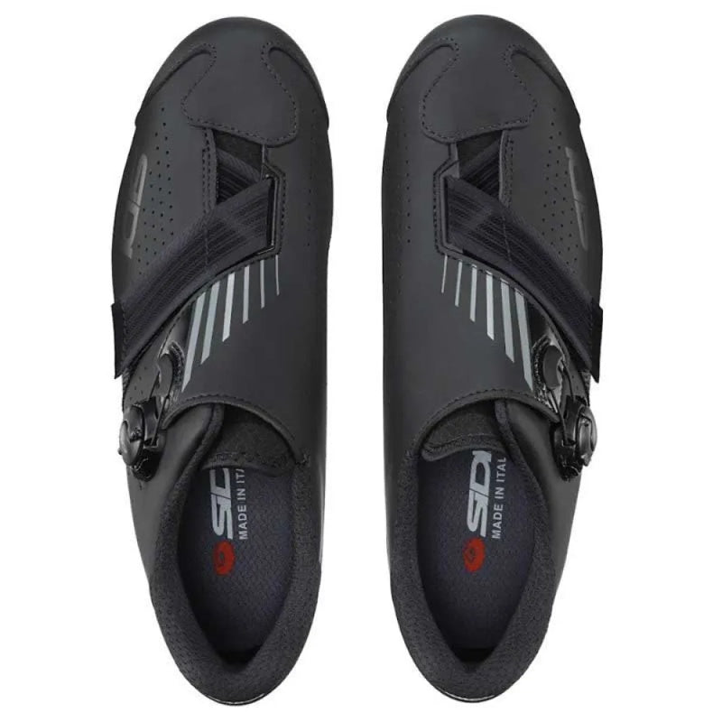 Sapatos de estrada Prima Mega - Mercado de Luxo - O Maior E-Commerce de Bens, Produtos e Serviços de Luxo do Brasil.