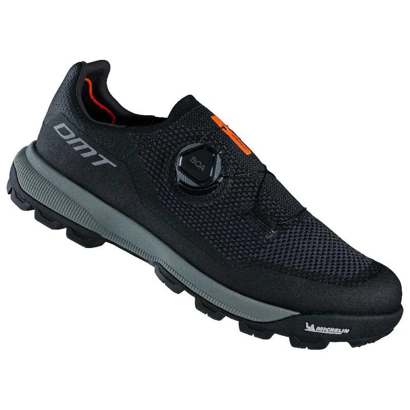 Sapatilhas MTB TK10 - Mercado de Luxo - O Maior E-Commerce de Bens, Produtos e Serviços de Luxo do Brasil.