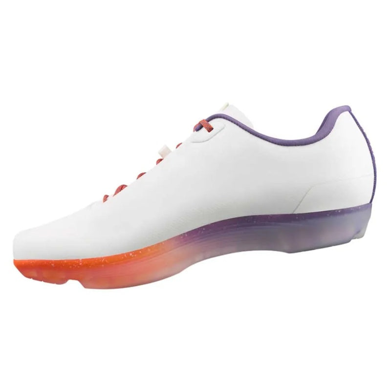Sapatos de estrada Tempo Beat - Mercado de Luxo - O Maior E-Commerce de Bens, Produtos e Serviços de Luxo do Brasil.