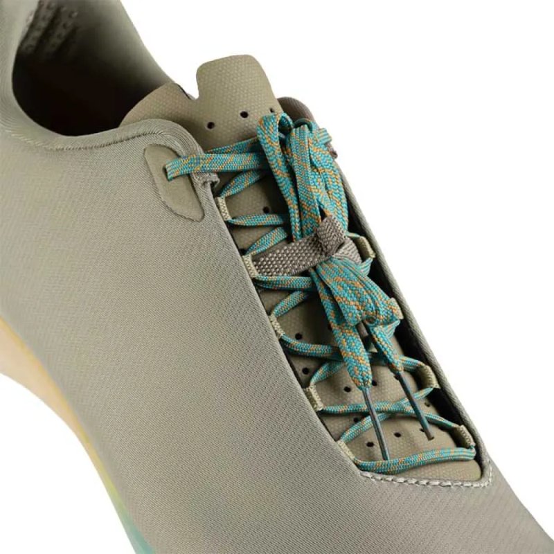 Sapatos de estrada Tempo Beat - Mercado de Luxo - O Maior E-Commerce de Bens, Produtos e Serviços de Luxo do Brasil.
