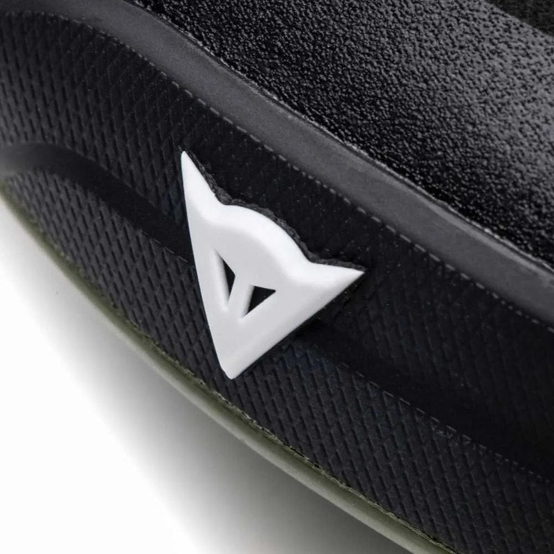 Sapatilhas MTB Acto Pro - Mercado de Luxo - O Maior E-Commerce de Bens, Produtos e Serviços de Luxo do Brasil.