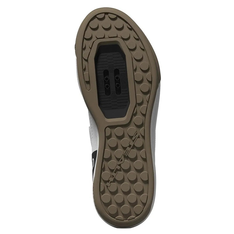 Sapatilhas MTB Hellcat - Mercado de Luxo - O Maior E-Commerce de Bens, Produtos e Serviços de Luxo do Brasil.