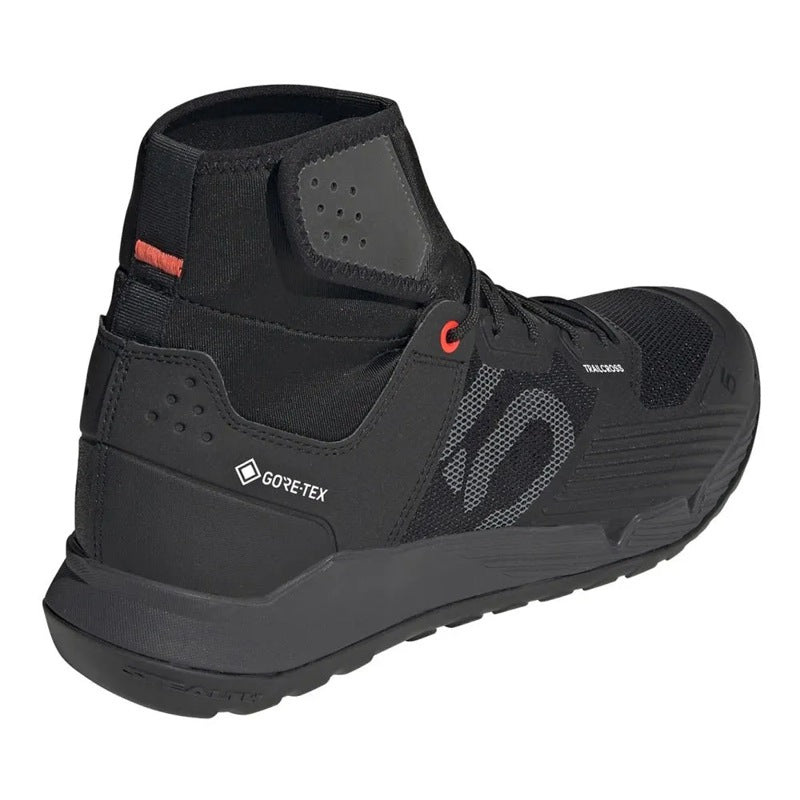 Sapatos de caminhada Trailcross Goretex - Mercado de Luxo - O Maior E-Commerce de Bens, Produtos e Serviços de Luxo do Brasil.