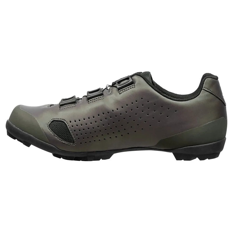 Sapatos de gravel Pro - Mercado de Luxo - O Maior E-Commerce de Bens, Produtos e Serviços de Luxo do Brasil.
