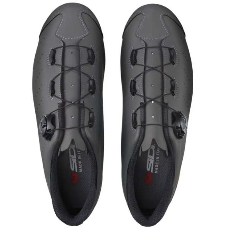 Sapatos de estrada Fast 2 - Mercado de Luxo - O Maior E-Commerce de Bens, Produtos e Serviços de Luxo do Brasil.