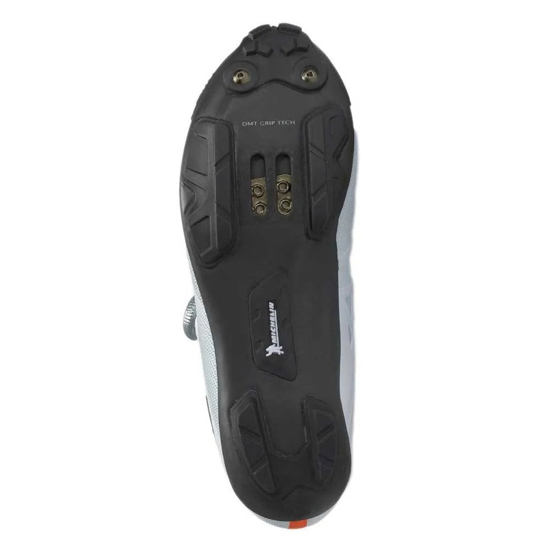 Sapatilhas MTB KM0 Evo - Mercado de Luxo - O Maior E-Commerce de Bens, Produtos e Serviços de Luxo do Brasil.