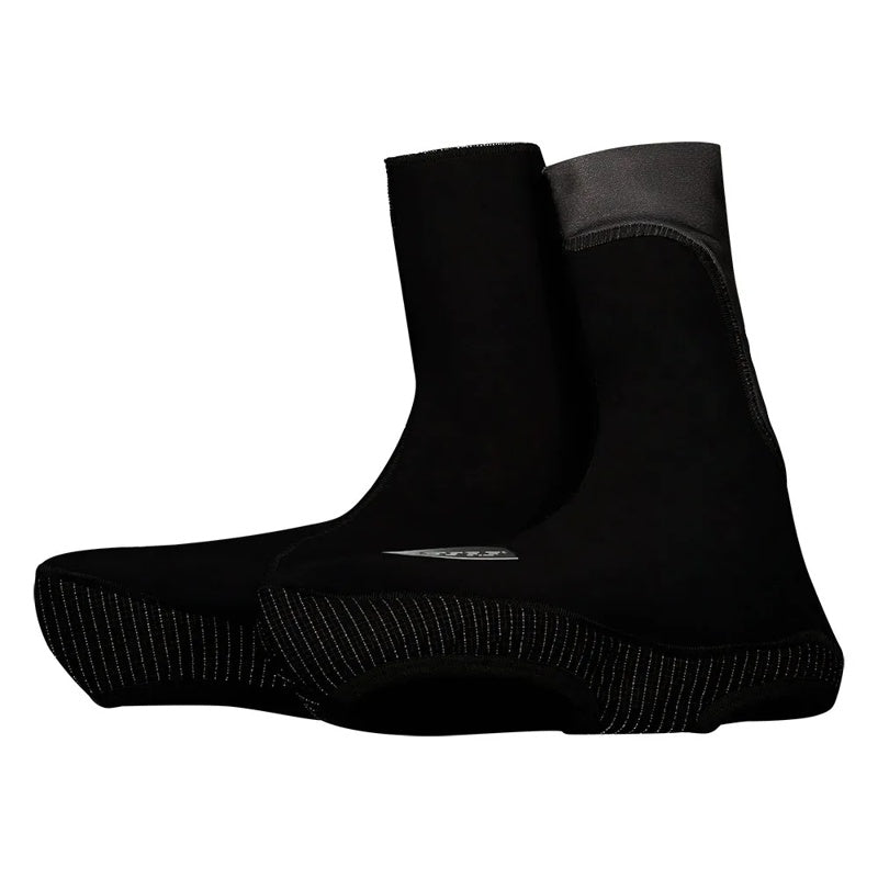 Capas sapatos Termico - Mercado de Luxo - O Maior E-Commerce de Bens, Produtos e Serviços de Luxo do Brasil.