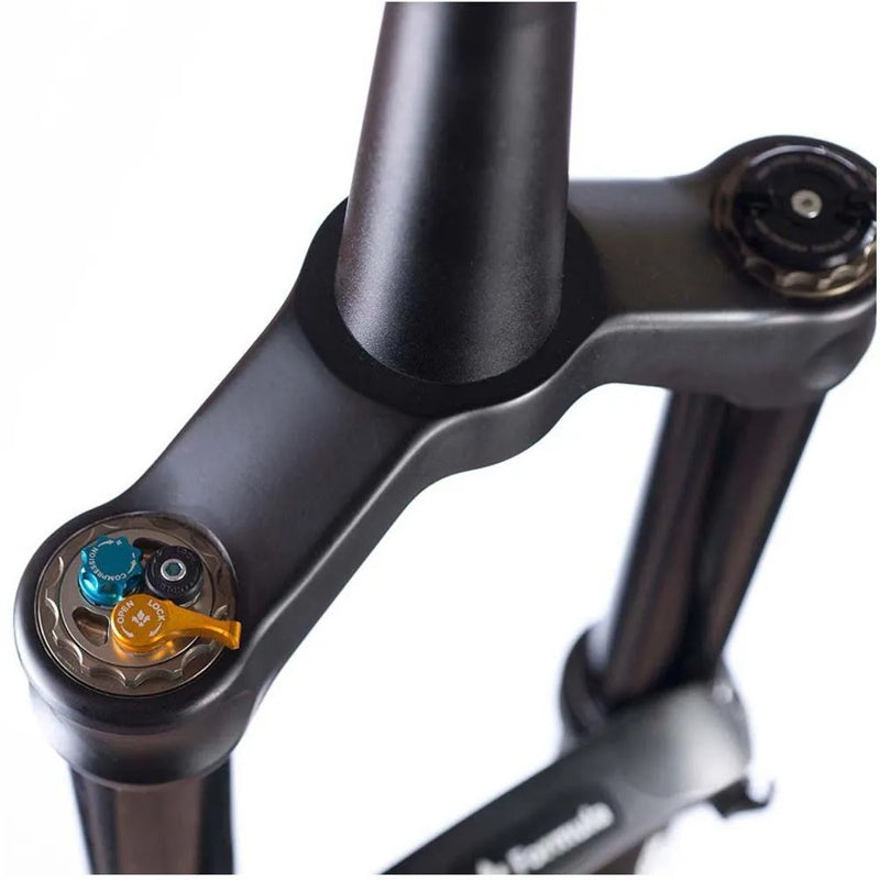 Garfo de MTB Selva C Boost 15x110 mm 43 Offset - Mercado de Luxo - O Maior E-Commerce de Bens, Produtos e Serviços de Luxo do Brasil.