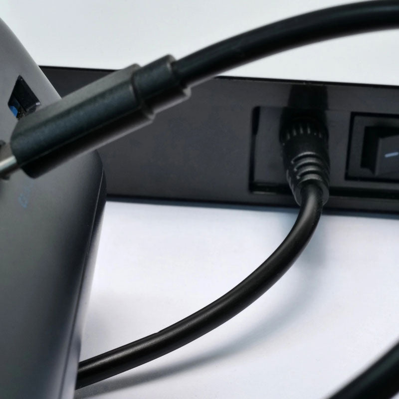 Cabo USB-C para Túnel de Vento Windsible - 12V 2A - Mercado de Luxo - O Maior E-Commerce de Bens, Produtos e Serviços de Luxo do Brasil.