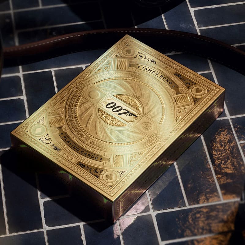 Caixa Conjunto de Caneta e 3 Baralhos James Bond 007 Edição Golden