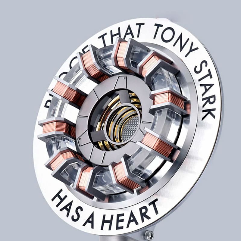 Reator Maglev da Armadura do Homem de Ferro - Tony Stark Has a Heart - Mercado de Luxo - O Maior E-Commerce de Bens, Produtos e Serviços de Luxo do Brasil.